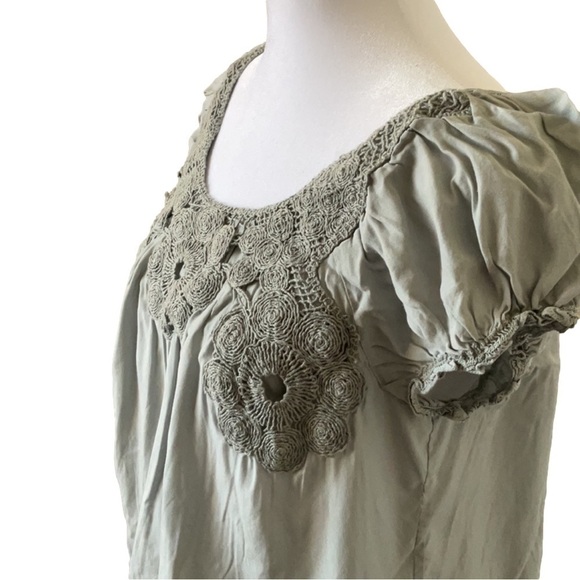 Lucky Brand Crocheted Puff Sleeve Top - Picture 4 of 15